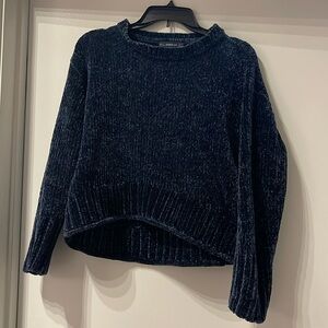 Cropped knit sweater